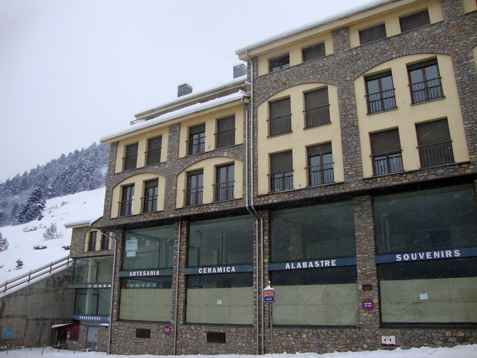 Apartamentos Glac Soldeu 3000 Bordes d'Envalira Buitenkant foto